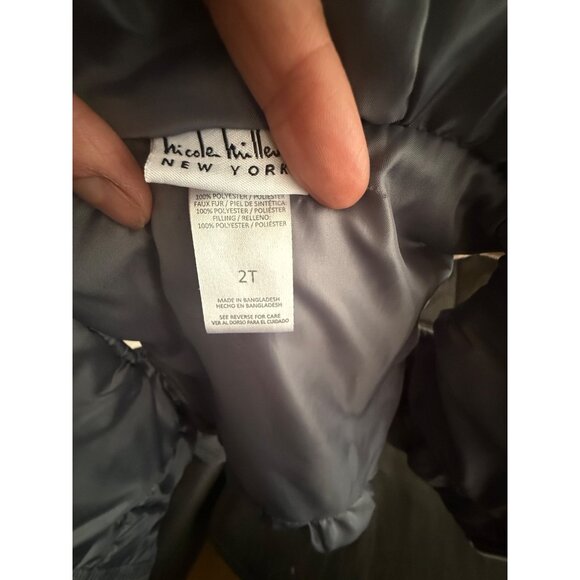 Nicole Miller New York Girls Hooded Puffer Vest 2T Faux Fur Lined Gray With Gold - Picture 6 of 6